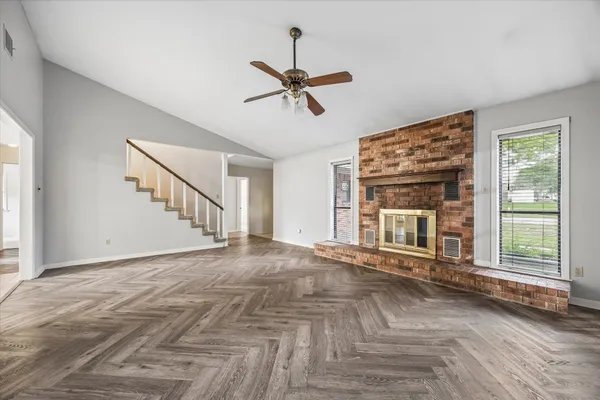 $350,000 | 103 Bluebonnet Drive, Bellville, TX 77418