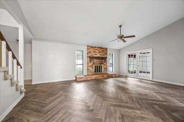 $350,000 | 103 Bluebonnet Drive, Bellville, TX 77418