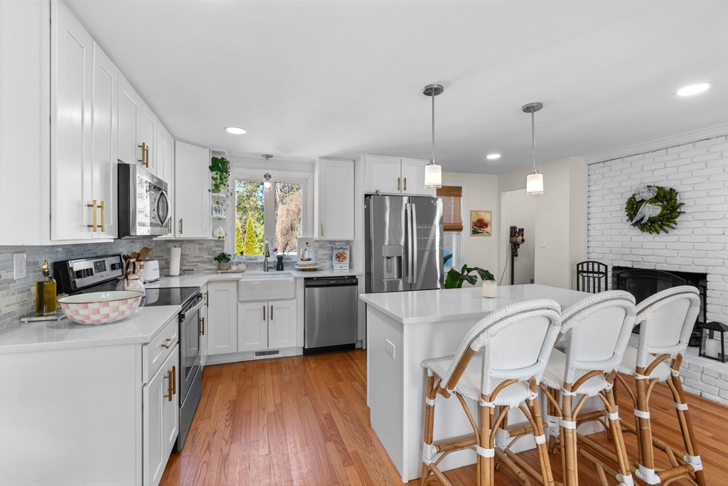 110 Indian Head Road Framingham, MA 01701 - Photo 8 of 27 Gallery Image 8