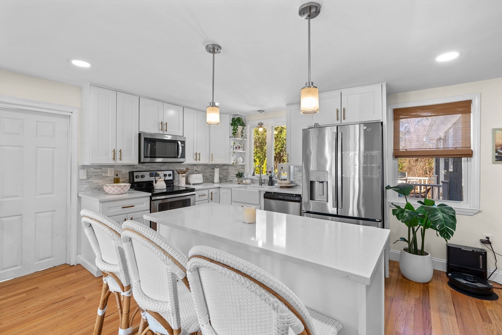 110 Indian Head Road Framingham, MA 01701 - Photo 9 of 27 Gallery Image 9