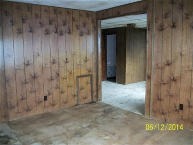 10754 Ostrander Road Maybee, MI 48159 - Photo 5 of 9 20404765-4.JPG