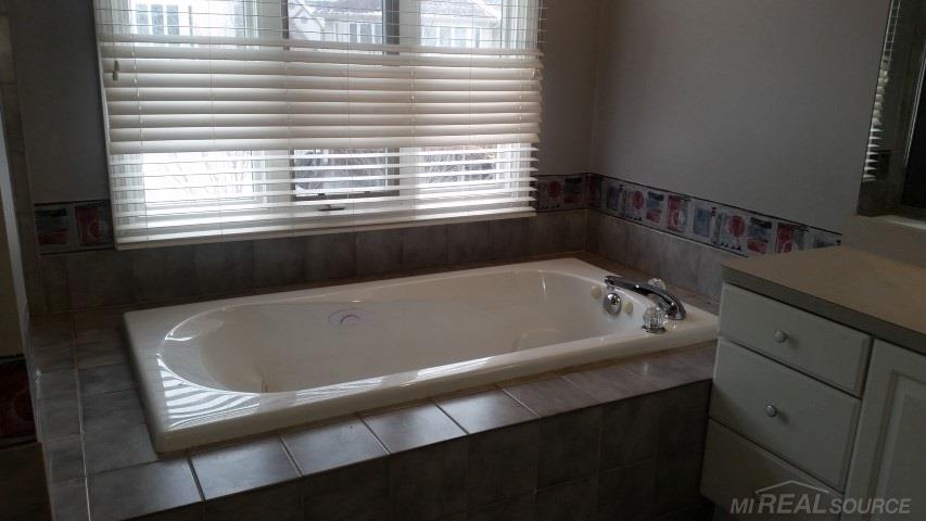 1267 Putnam Circle Rochester, MI 48307 - Photo 36 of 45