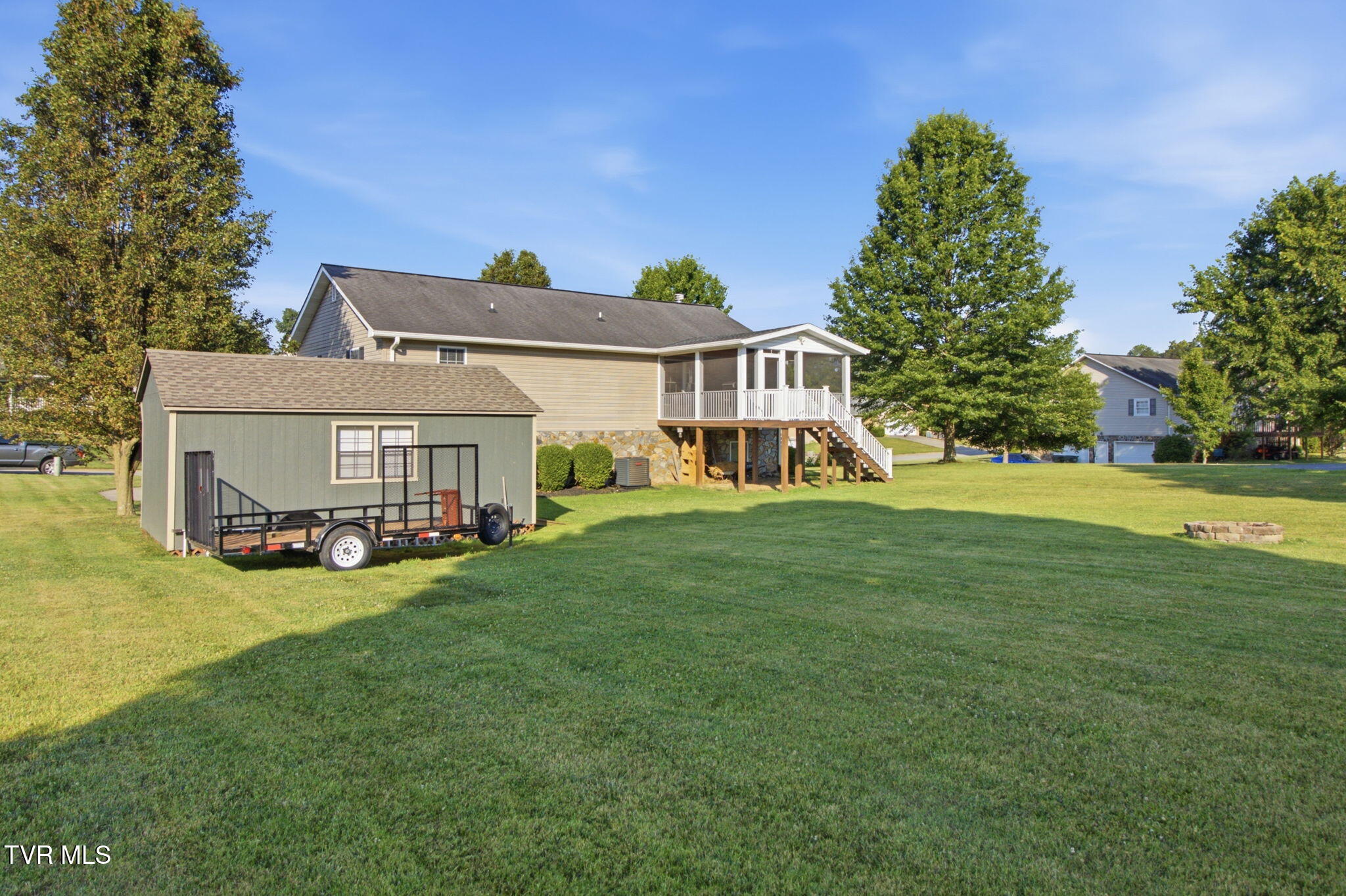 226 Reed Avenue Greeneville, TN 37743 - Photo 32 of 34 32-web-or-mls-DZ3A4809