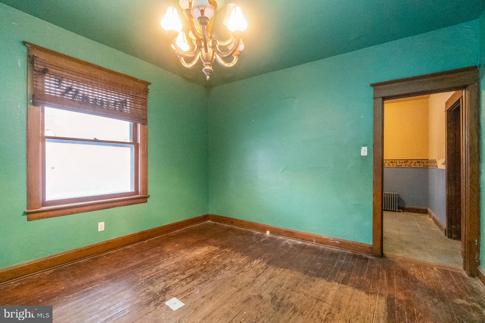 446 Williams Street Easton, PA 18042 - Photo 12 of 37 a view of empty room with window