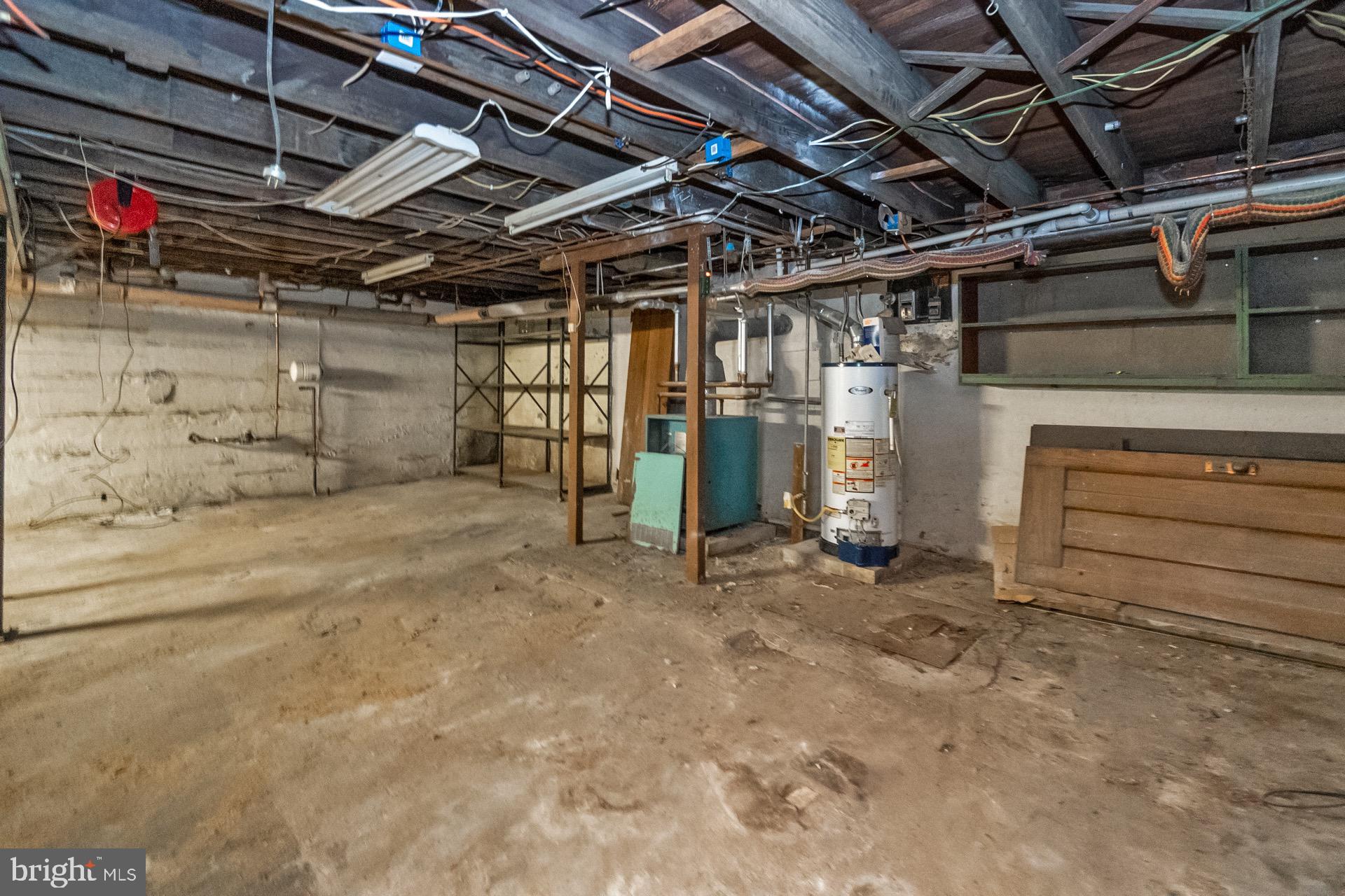 446 Williams Street Easton, PA 18042 - Photo 33 of 37 a view of empty room