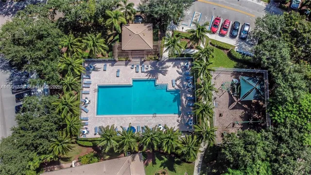 $3,250 | 4333 Vineyard Circle, Unit 4333, Weston, FL 33332