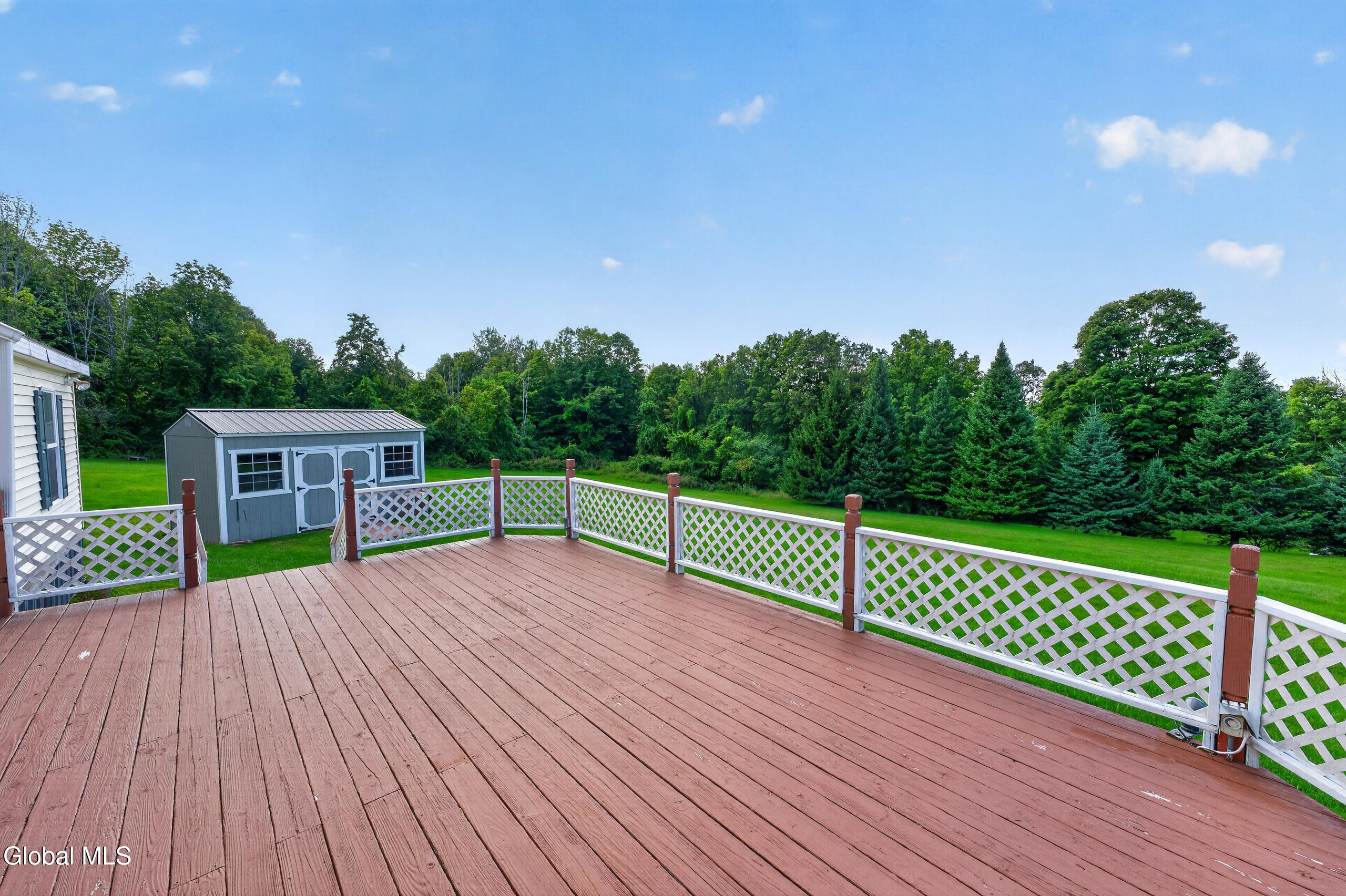 94 Cushman Road Pittstown, NY 12121 - Photo 7 of 50 0 Front 6