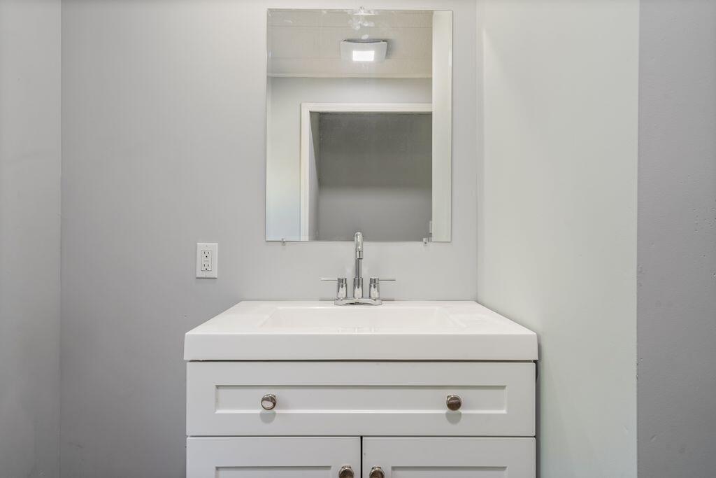 66 Log Cabin Road Arundel, ME 04046 - Photo 22 of 49 23_DSC07752