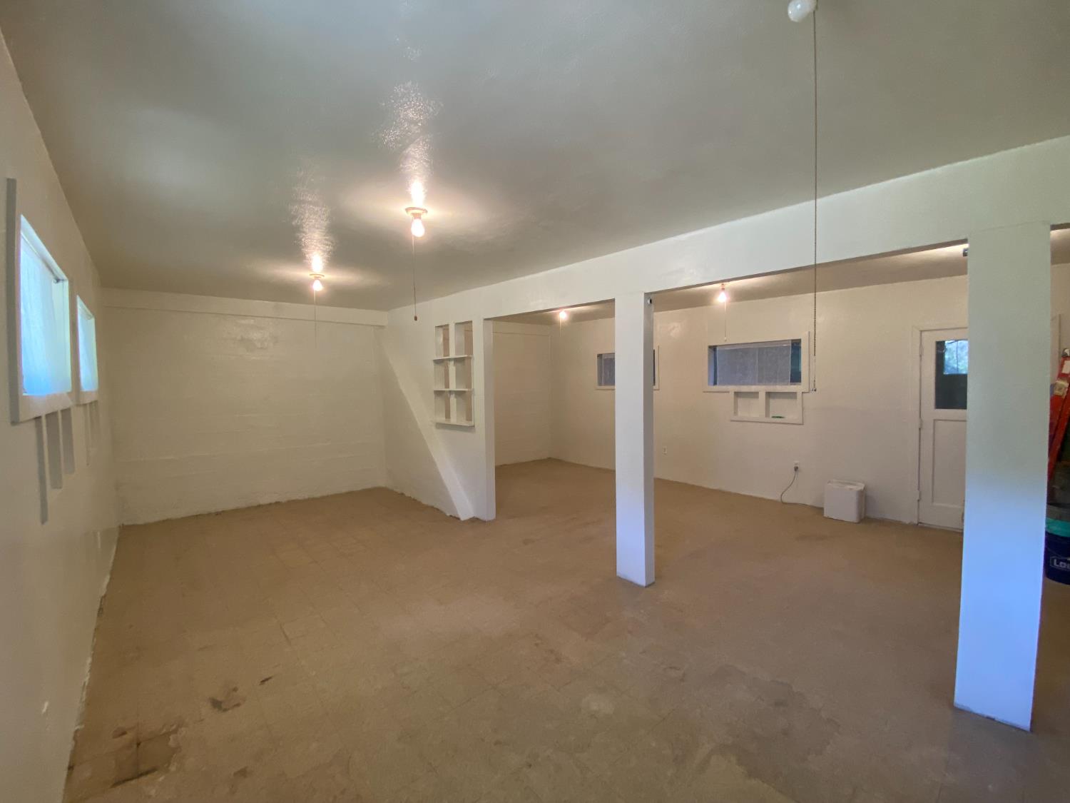 14105 River Road Walnut Grove, CA 95690 - Photo 12 of 41 a view of an empty room