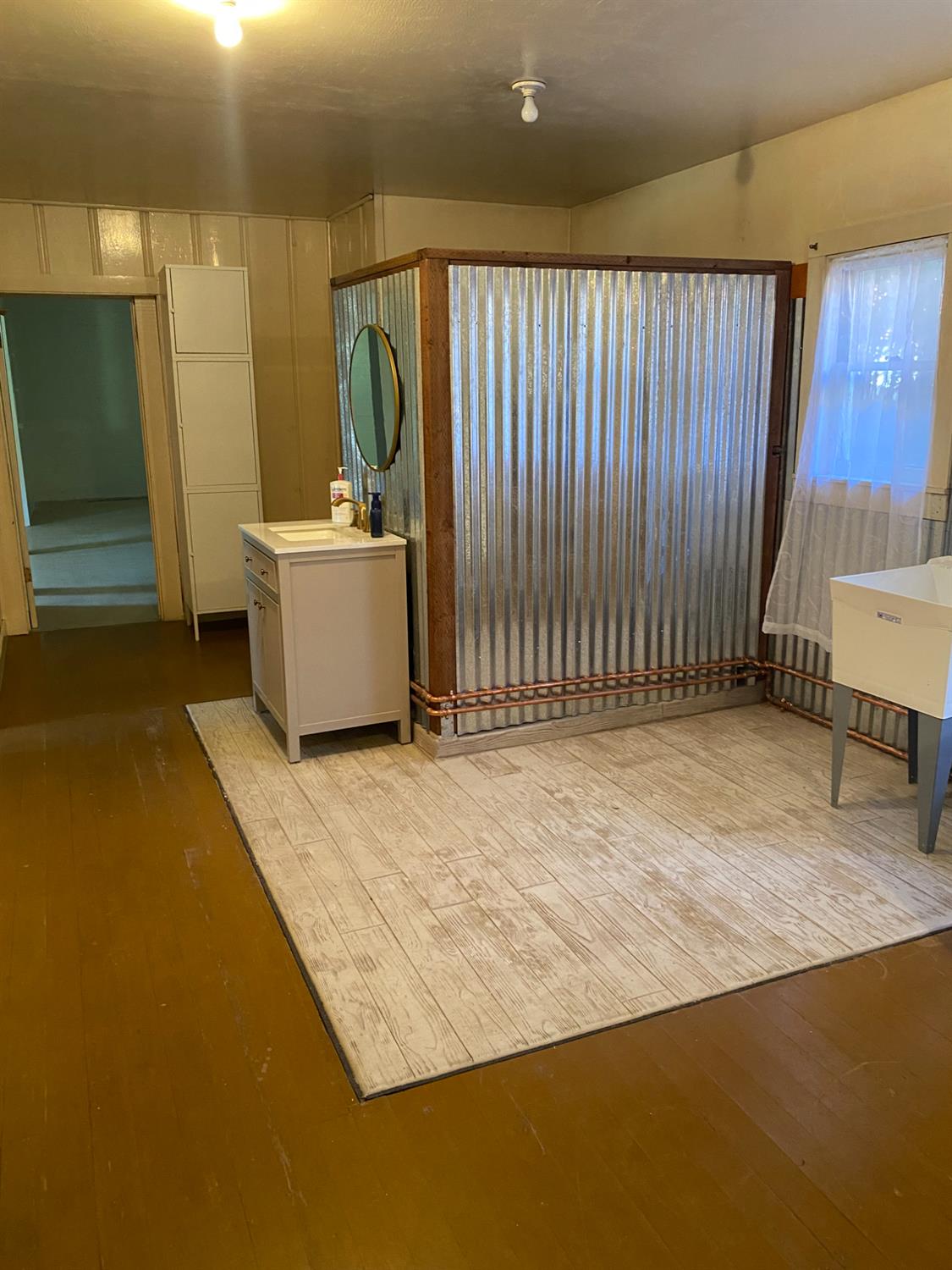 14105 River Road Walnut Grove, CA 95690 - Photo 7 of 41 a view of a furniture in a room