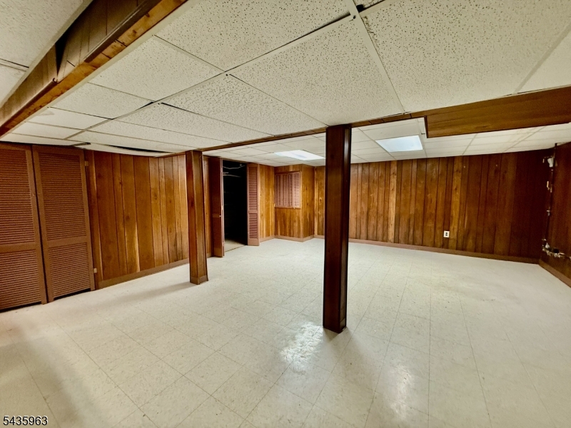 65 Wabeno Avenue Springfield, NJ 07081 - Photo 26 of 43