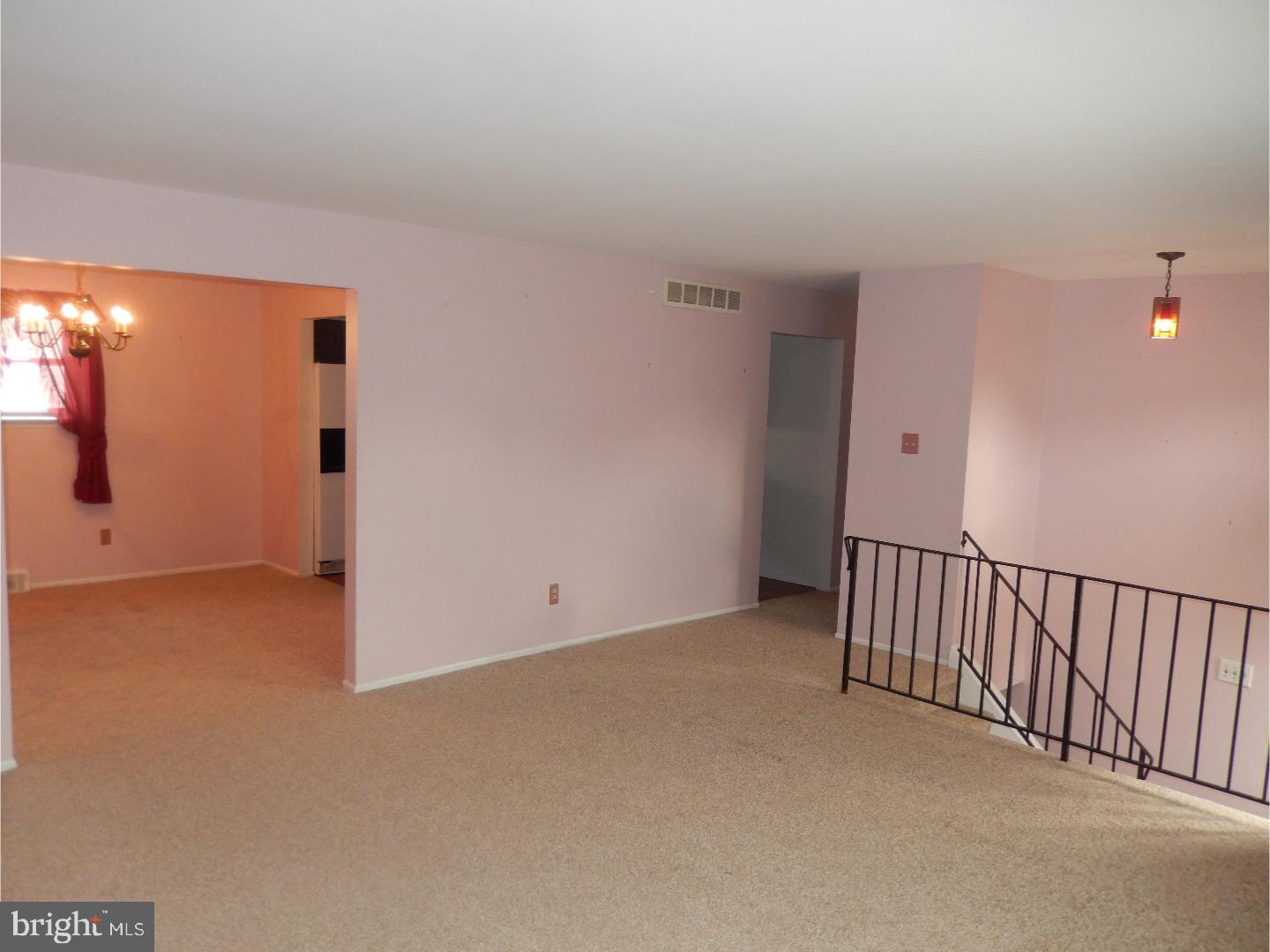 68 Heather Road Newark, DE 19702 - Photo 4 of 22 Gallery Image 4