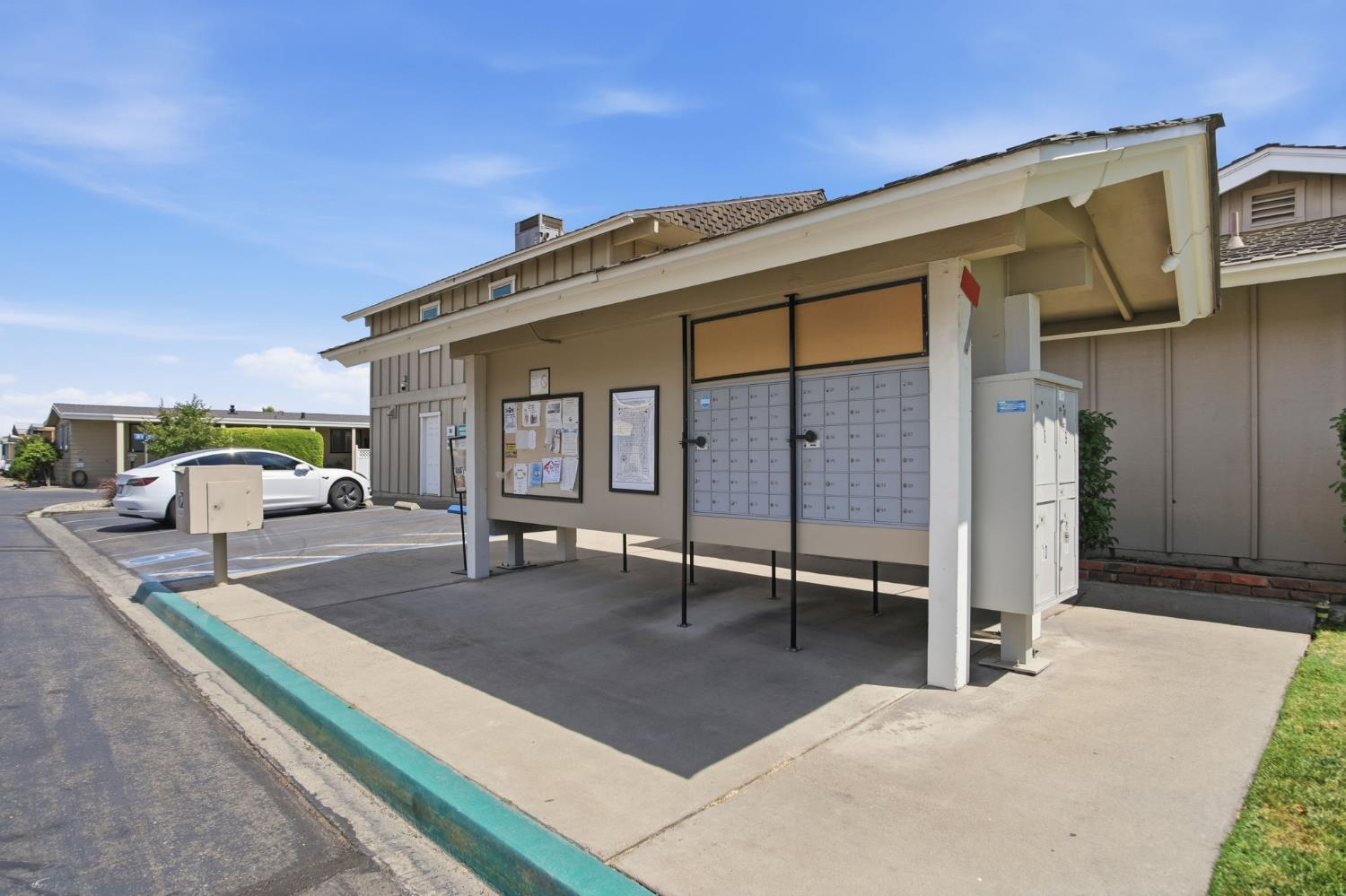 1400 North Tully Road, Unit 43 Turlock, CA 95380 - Photo 28 of 39