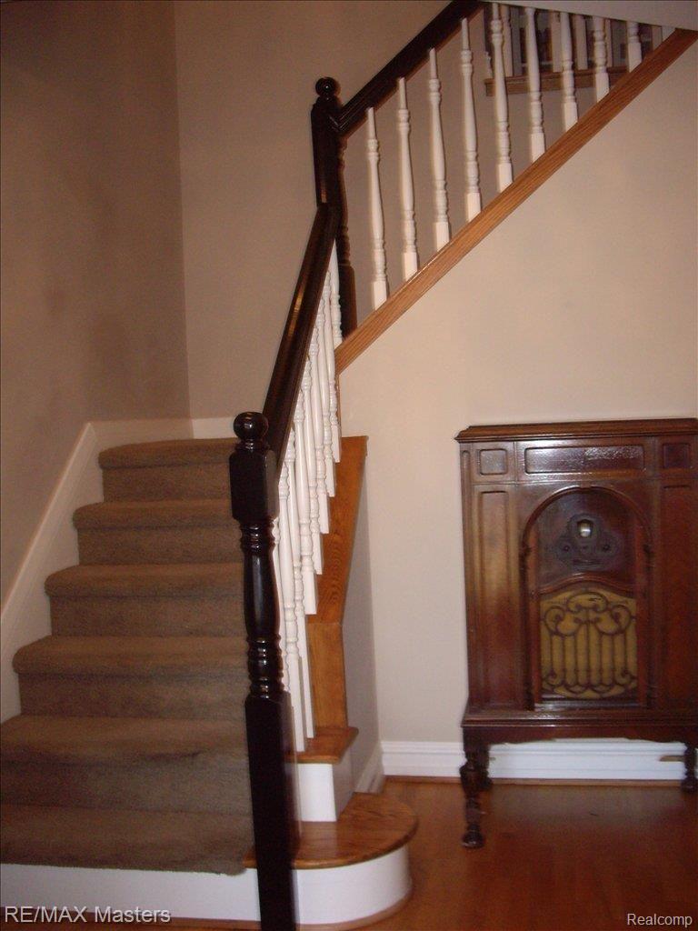 53 Hawthorne Road Grosse Pointe, MI 48236 - Photo 24 of 25 Staircase