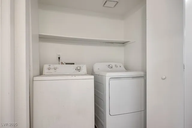 $1,400 | 2712 Beaver Creek Court, Unit 102, Las Vegas, NV 89117