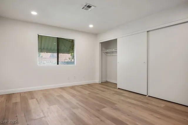 $1,400 | 2712 Beaver Creek Court, Unit 102, Las Vegas, NV 89117