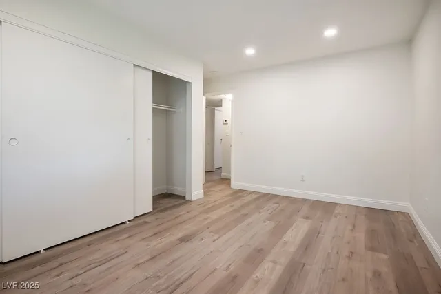 $1,400 | 2712 Beaver Creek Court, Unit 102, Las Vegas, NV 89117