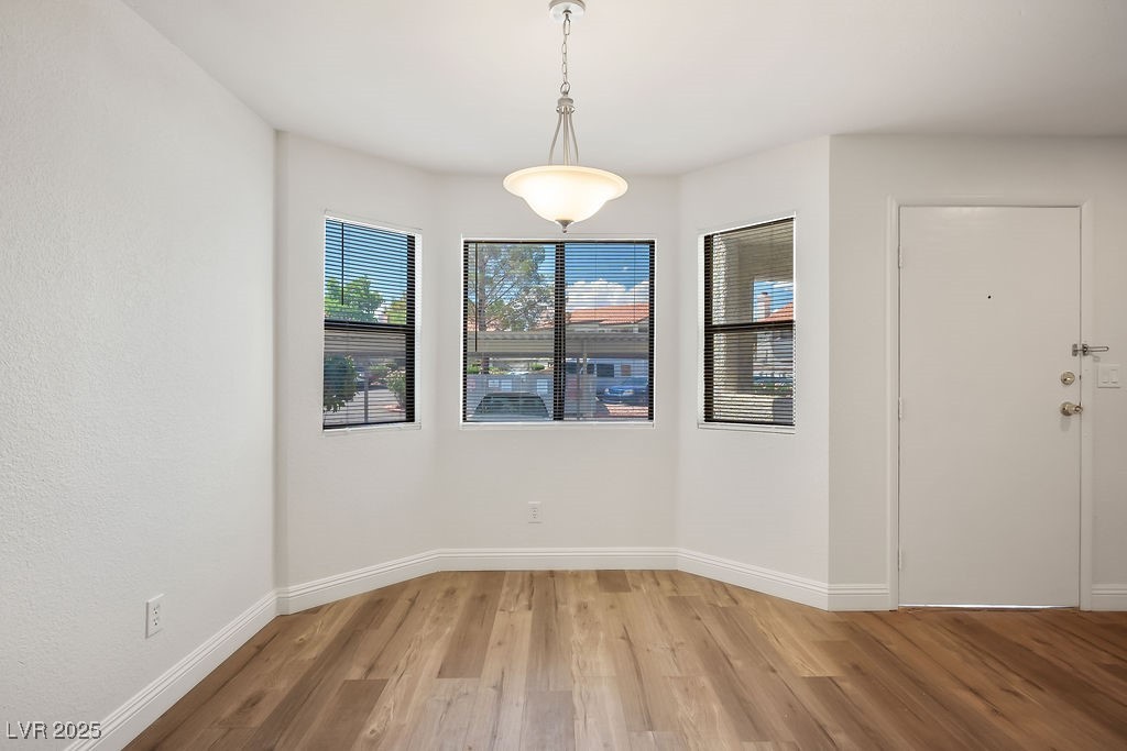 2712 Beaver Creek Court, Unit 102 Las Vegas, NV 89117 - Photo 10 of 27