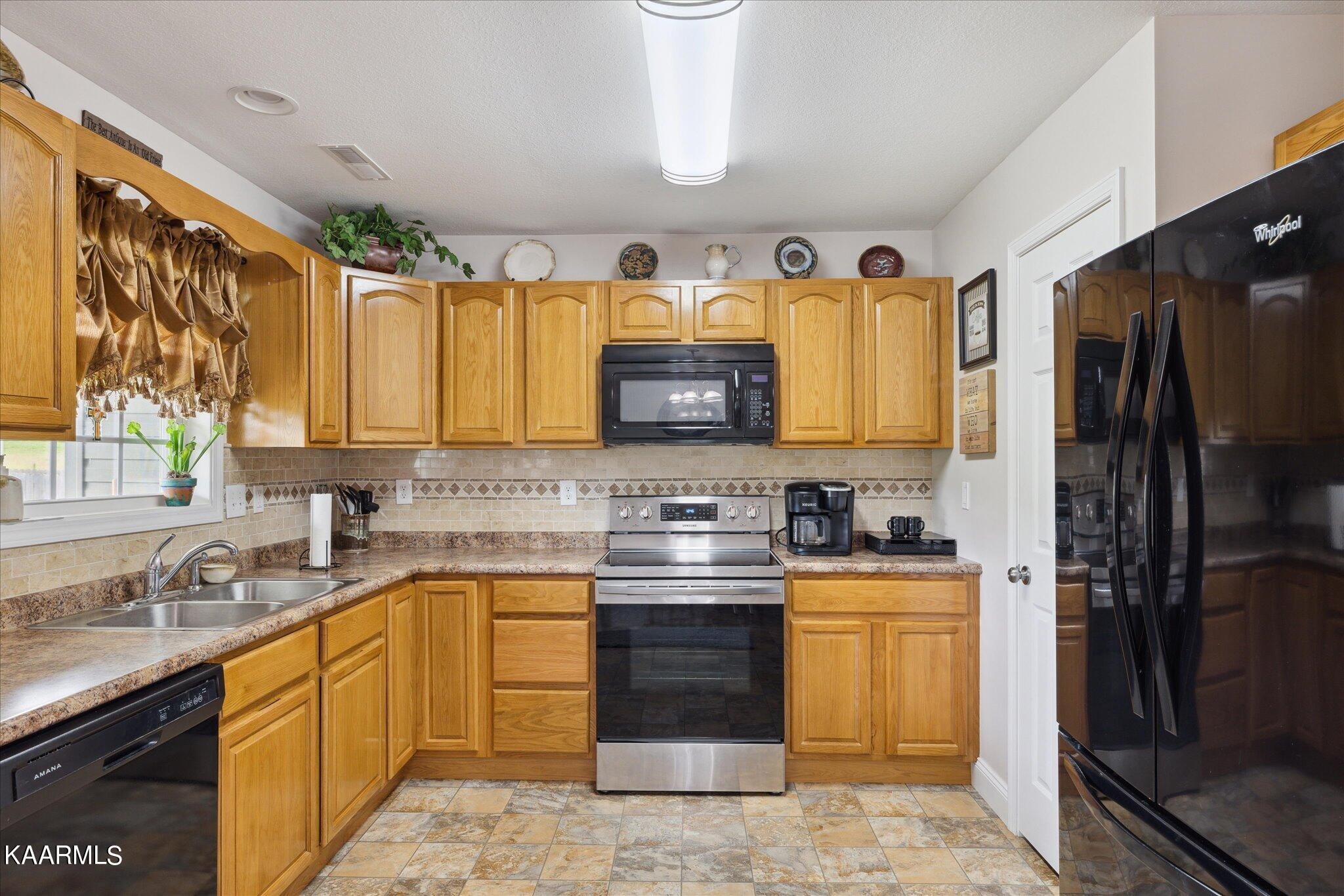 2038 Murphys Chapel Drive Sevierville, TN 37876 - Photo 19 of 25