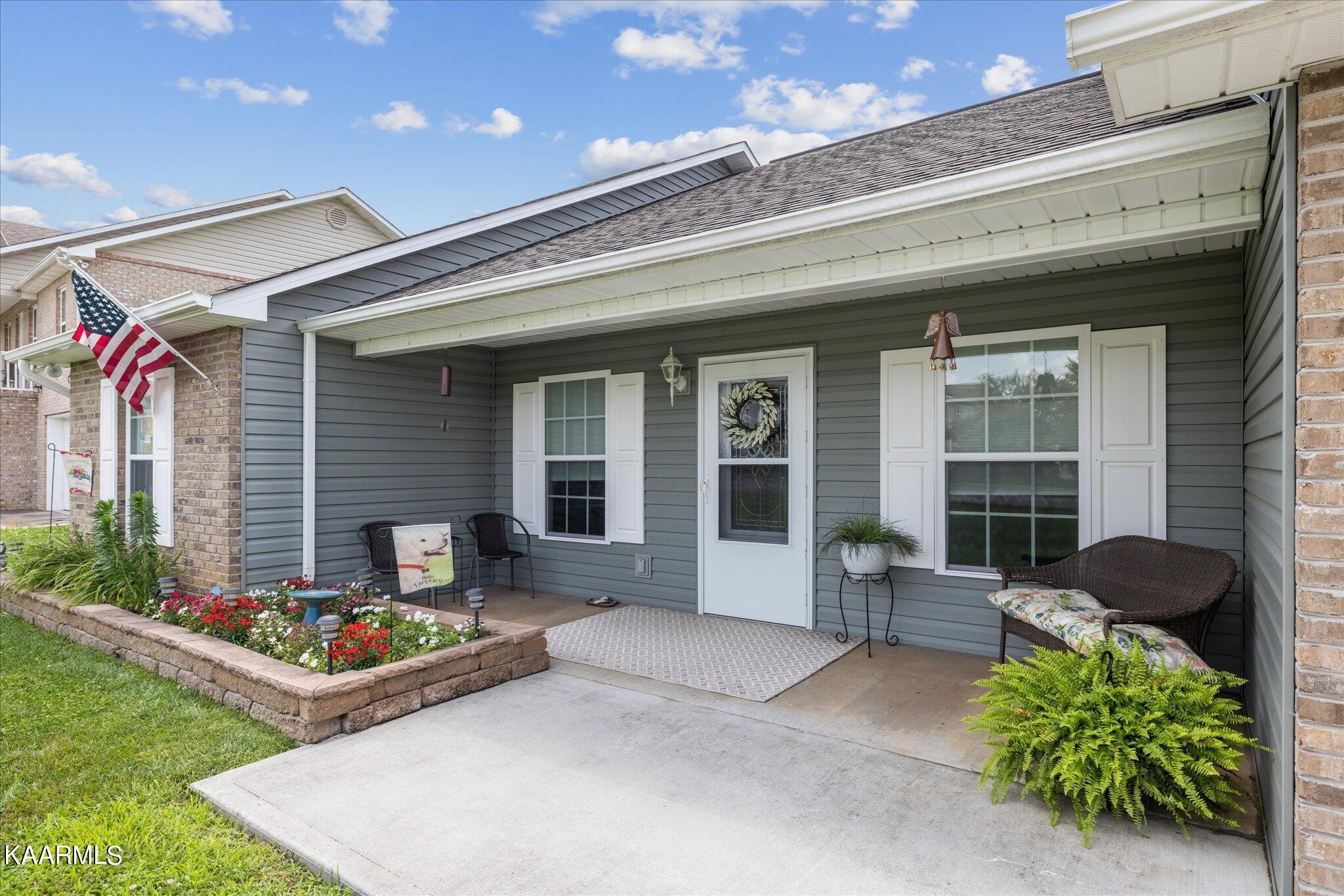 2038 Murphys Chapel Drive Sevierville, TN 37876 - Photo 2 of 25