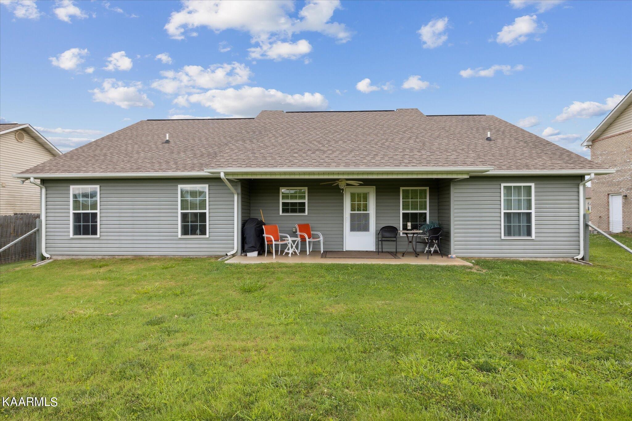 2038 Murphys Chapel Drive Sevierville, TN 37876 - Photo 5 of 25