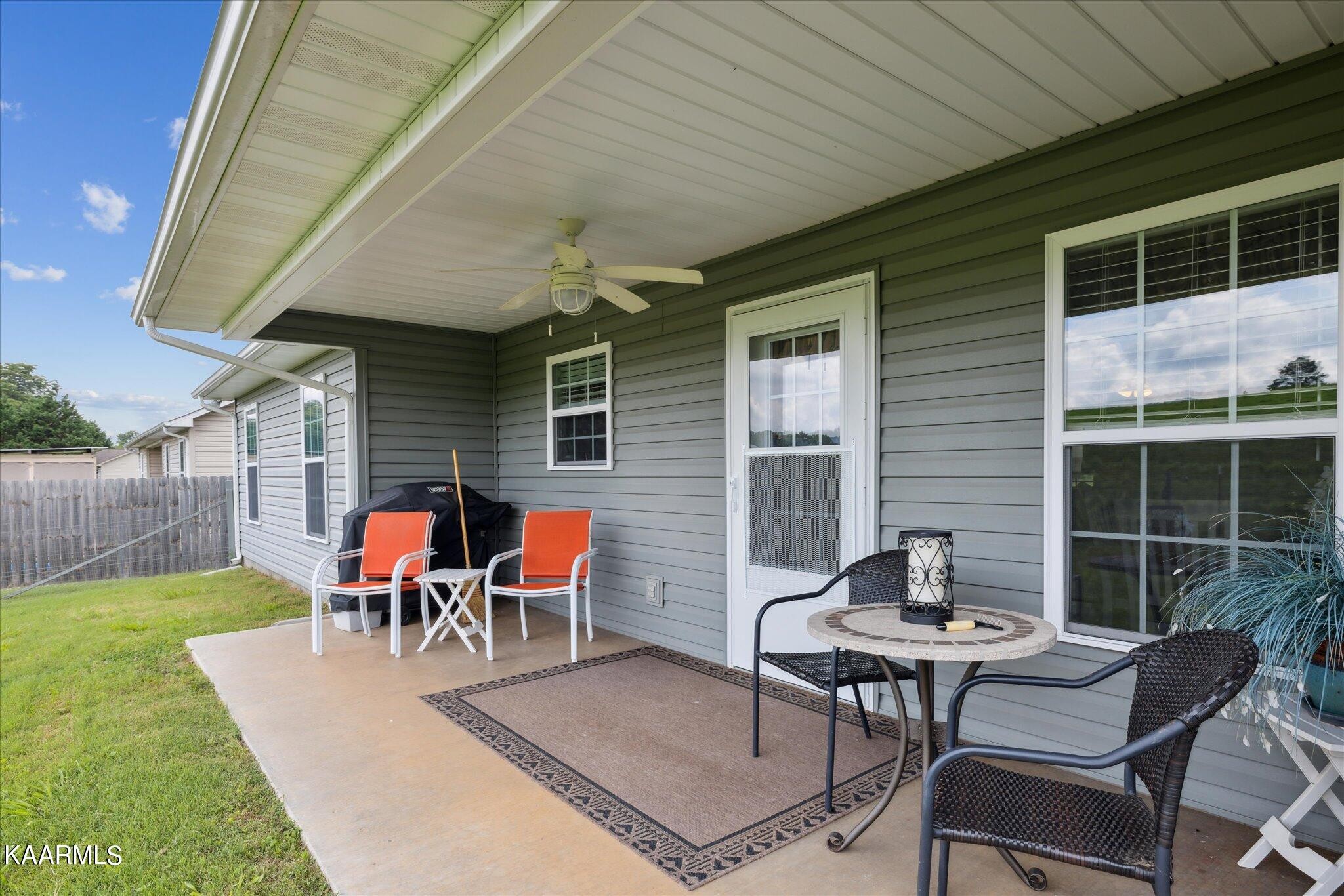 2038 Murphys Chapel Drive Sevierville, TN 37876 - Photo 6 of 25