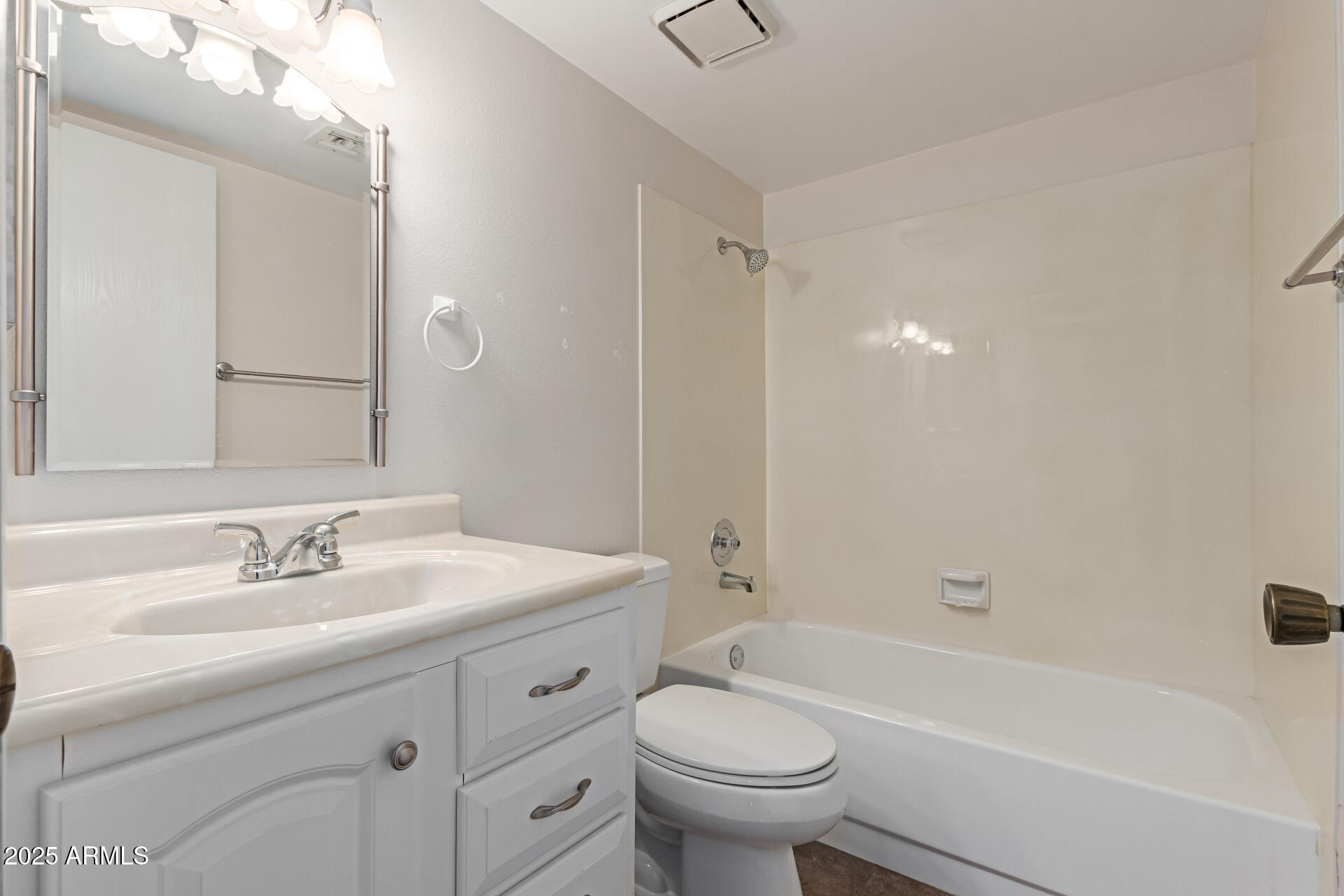 131 North Higley Road, Unit 51 Mesa, AZ 85205 - Photo 20 of 32 20 - Higley