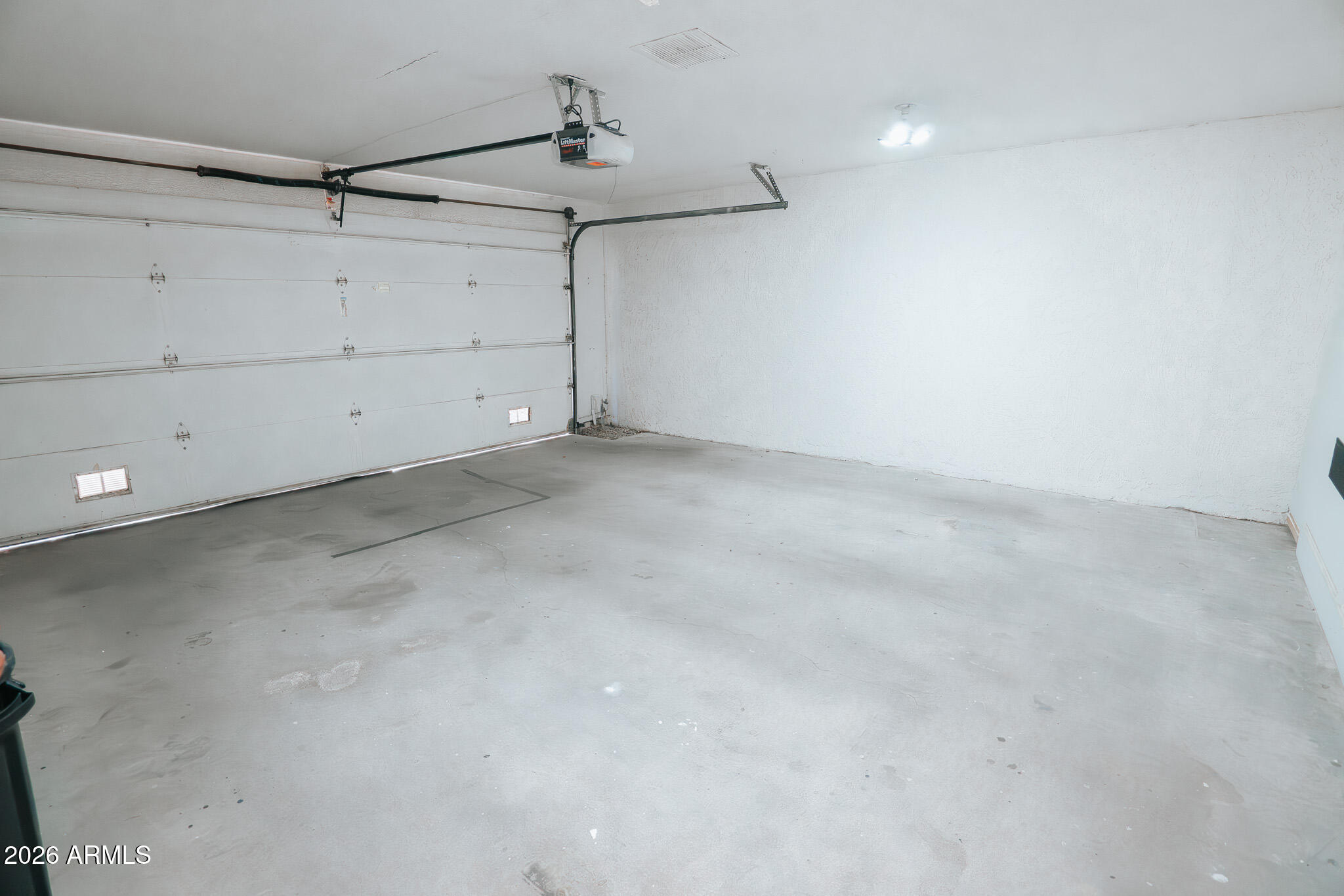 5100 North Miller Road, Unit 3 Scottsdale, AZ 85250 - Photo 28 of 31 a view of a garage