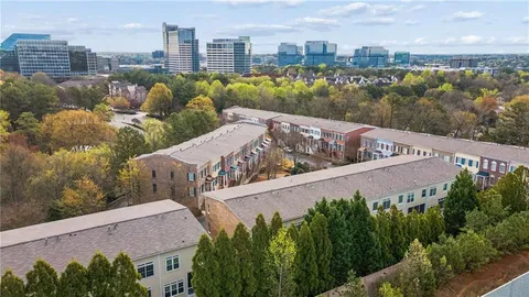$549,999 | 941 Persimmon Point Northeast, Atlanta, GA 30328