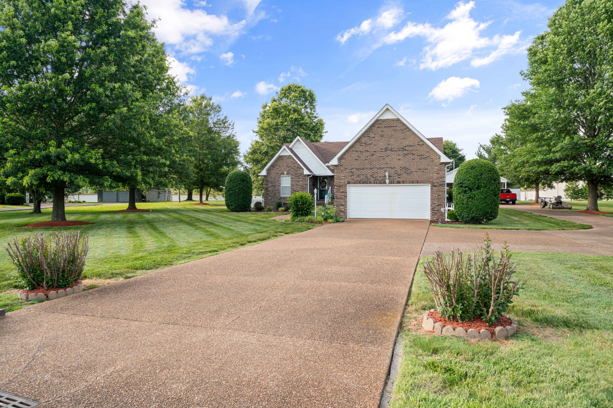 425 Fowler Ford Road Portland, TN 37148 - Photo 8 of 40 a front view of a house with a yard