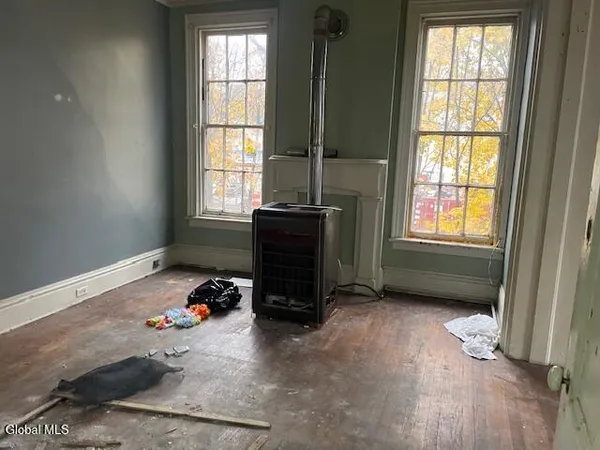 $129,900 | 23 Glen Avenue, Troy, NY 12180