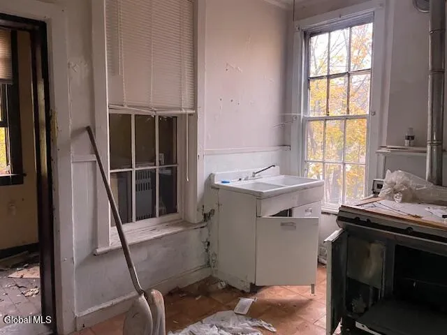 $119,900 | 23 Glen Avenue, Troy, NY 12180