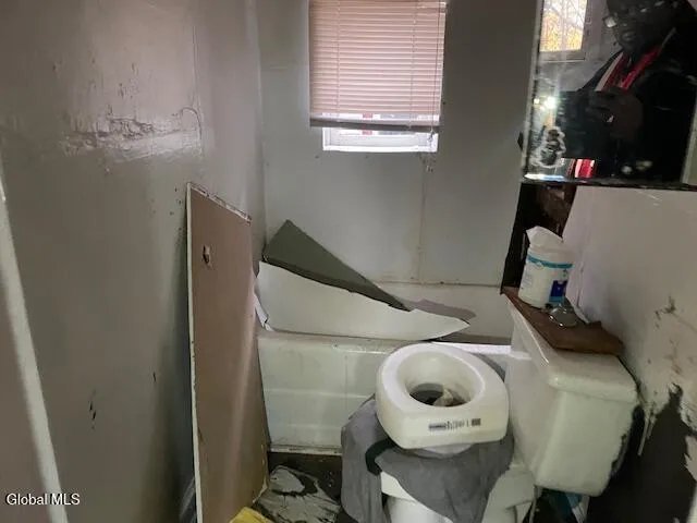 $119,900 | 23 Glen Avenue, Troy, NY 12180