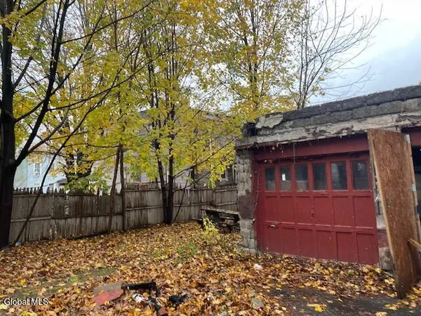 $129,900 | 23 Glen Avenue, Troy, NY 12180