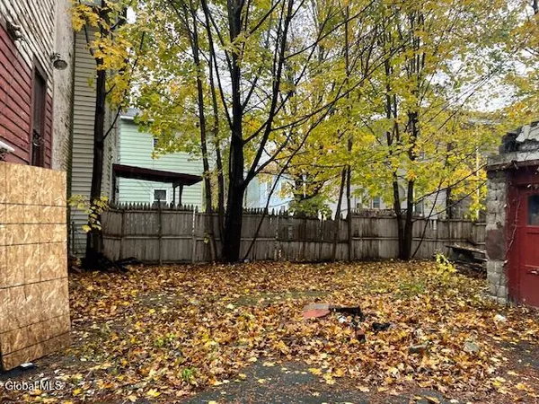 $129,900 | 23 Glen Avenue, Troy, NY 12180