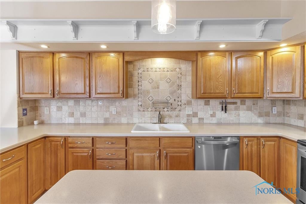 14033 Eckel Junction Road Perrysburg, OH 43551 - Photo 10 of 47 Gallery Image 10