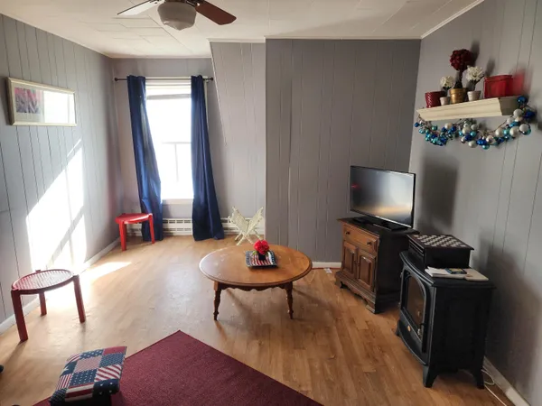 $1,200 | 6 Hagar Lane, Unit C, Littleton, NH 03561