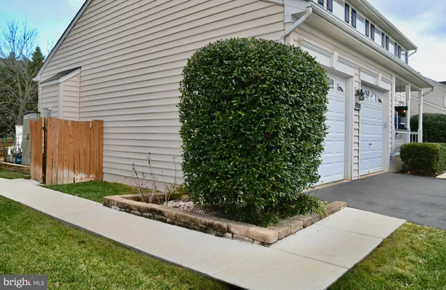 $750,000 | 8908 Edmonston Drive, Bristow, VA 20136