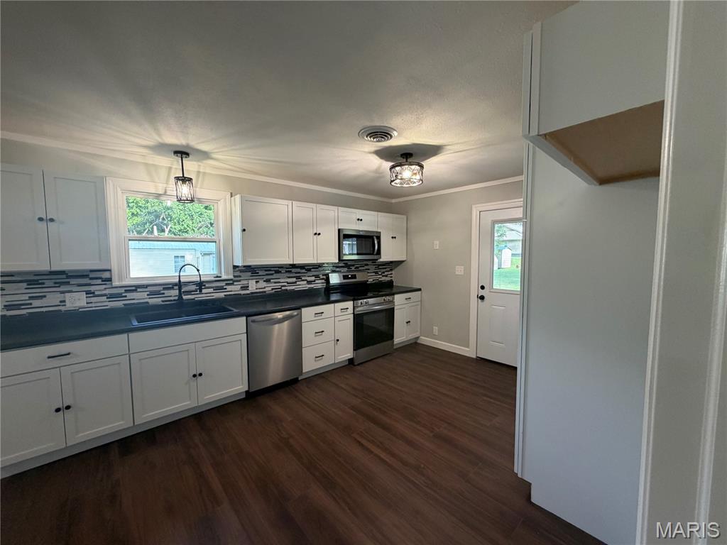 1404 East Ridge Road Desloge, MO 63601 - Photo 9 of 43 Gallery Image 9