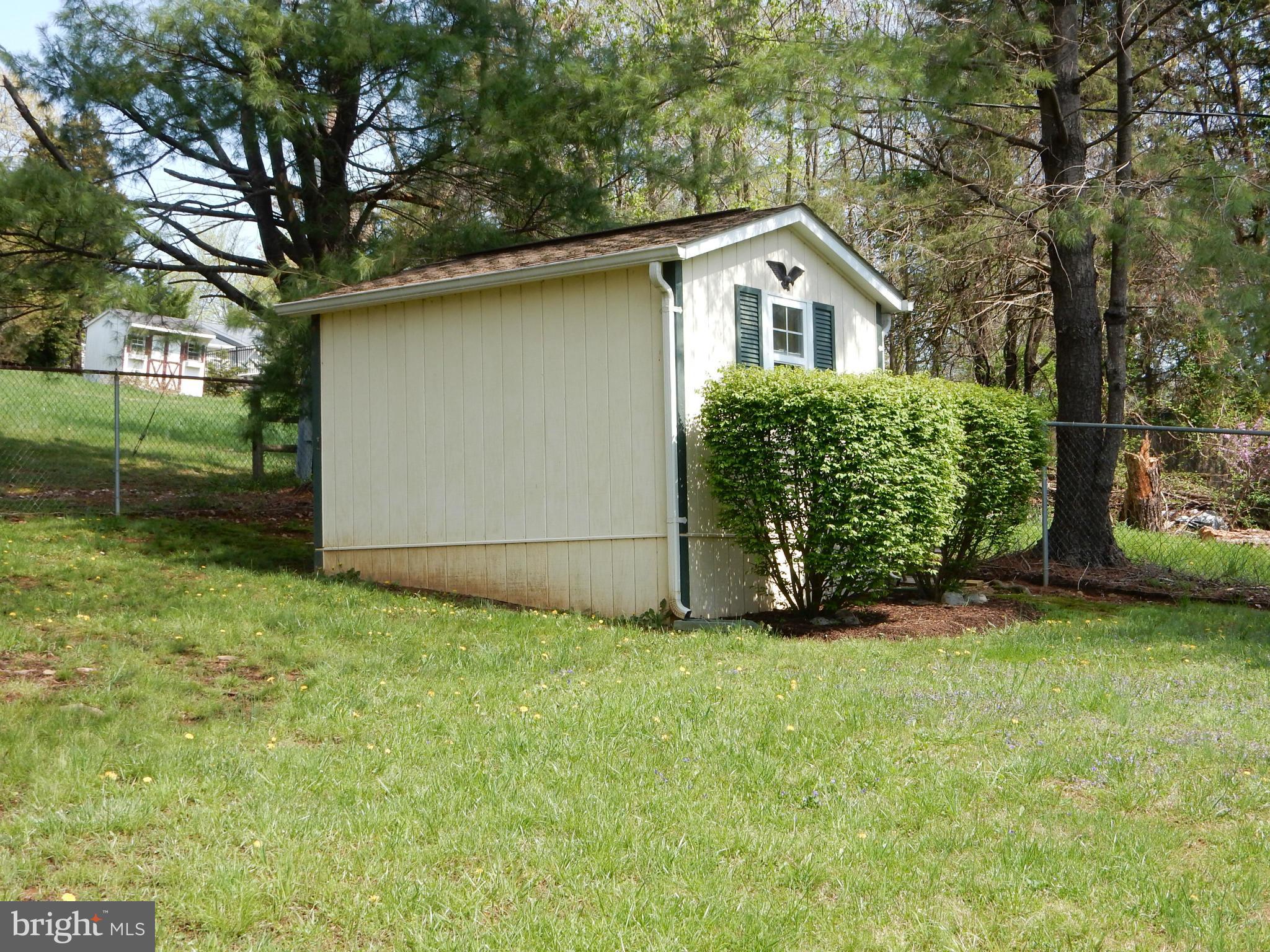 5550 Old Bust Head Road Broad Run, VA 20137 - Photo 14 of 27 Exterior (General)
