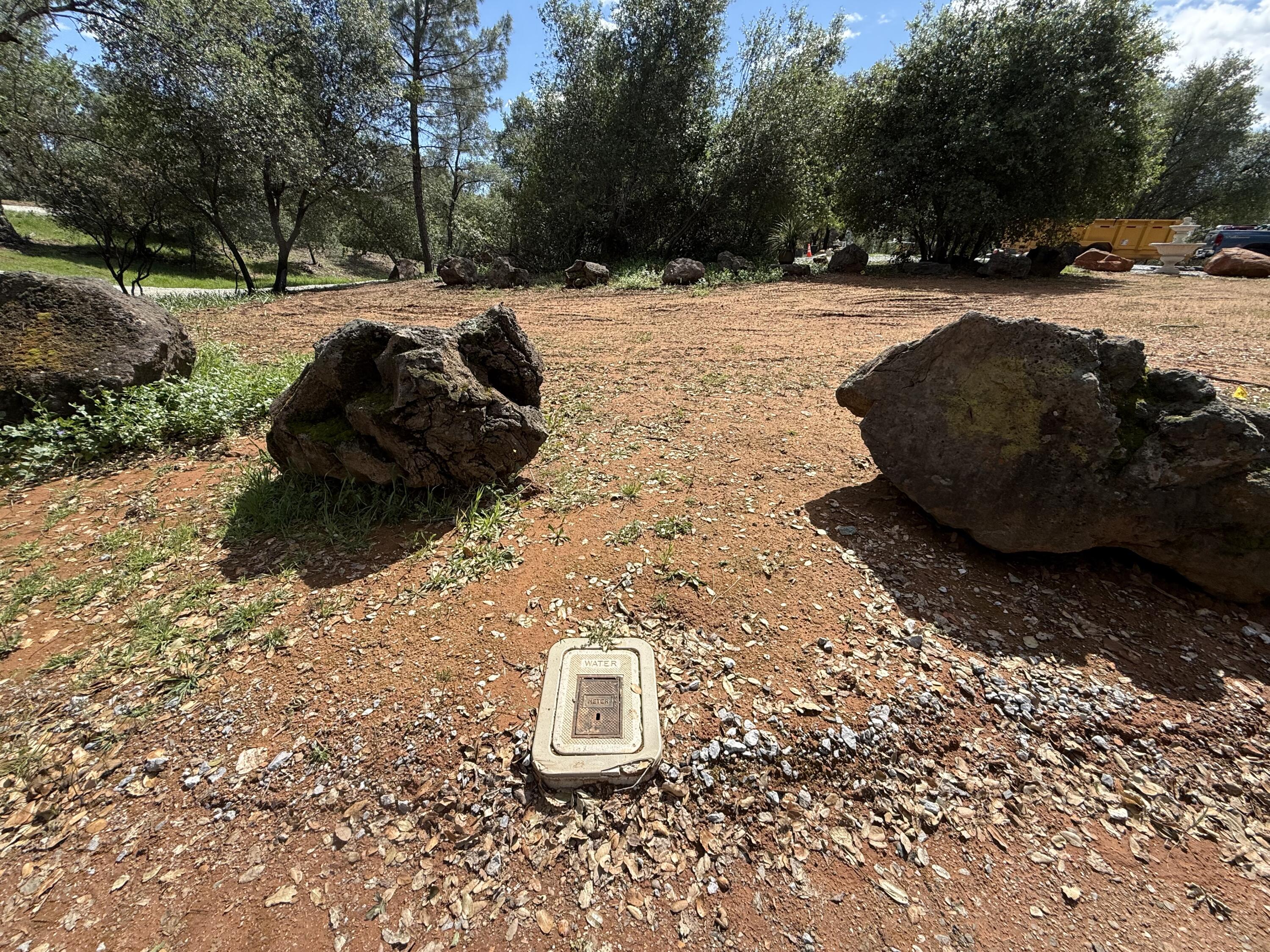 12333 Quartz Hill Road Redding, CA 96003 - Photo 6 of 25 Photo Apr 02 2026, 1 20 14 PM
