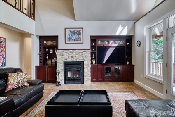 $1,369,000 | 1427 McKenzie Way, Point Roberts, WA 98281