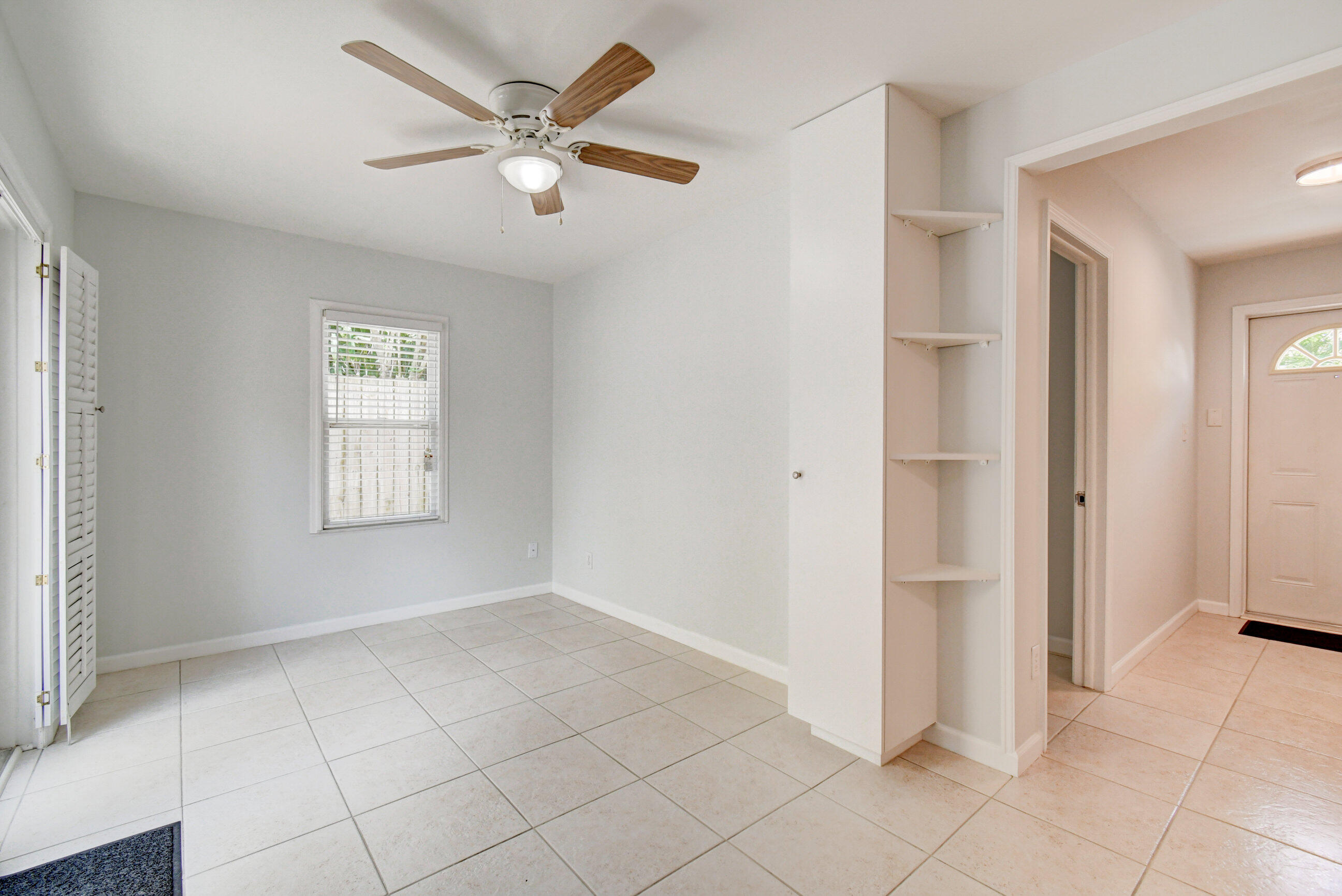 4 Gibbs Road, Unit 1 Boynton Beach, FL 33435 - Photo 7 of 43 a view of an empty room with a window