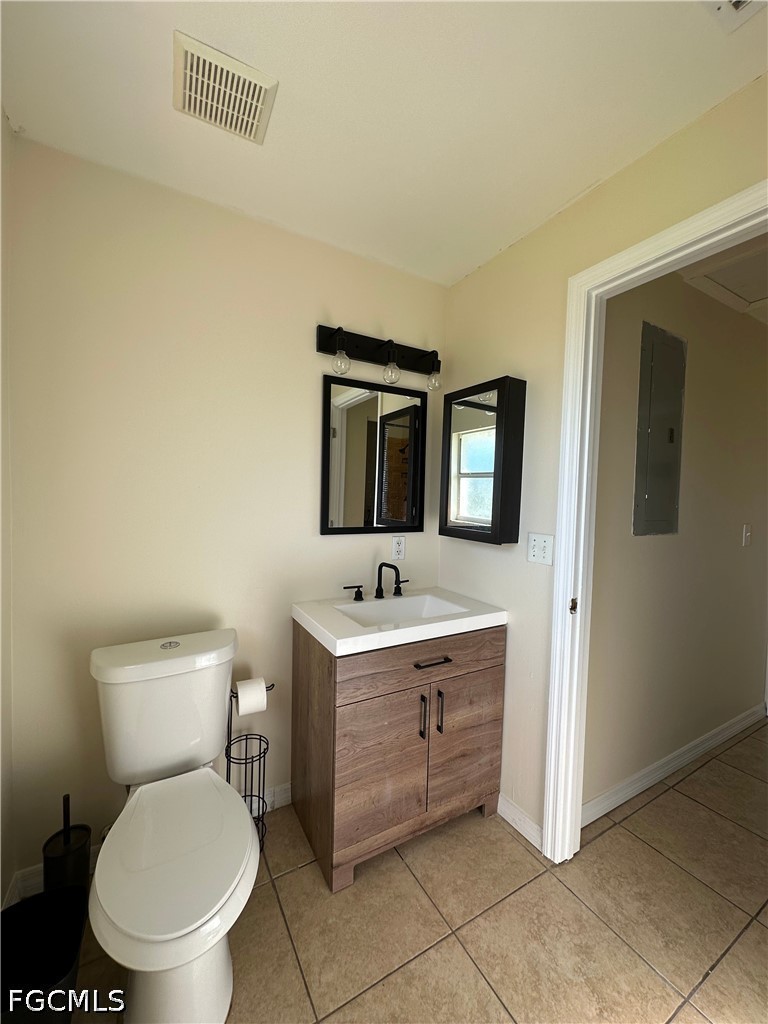 4724 26th Street Southwest Lehigh Acres, FL 33973 - Photo 7 of 18