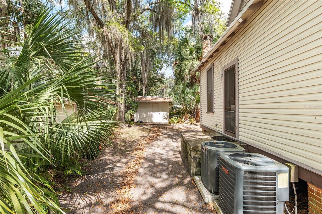 306 Northeast 3rd Street Gainesville, FL 32601 - Photo 77 of 88