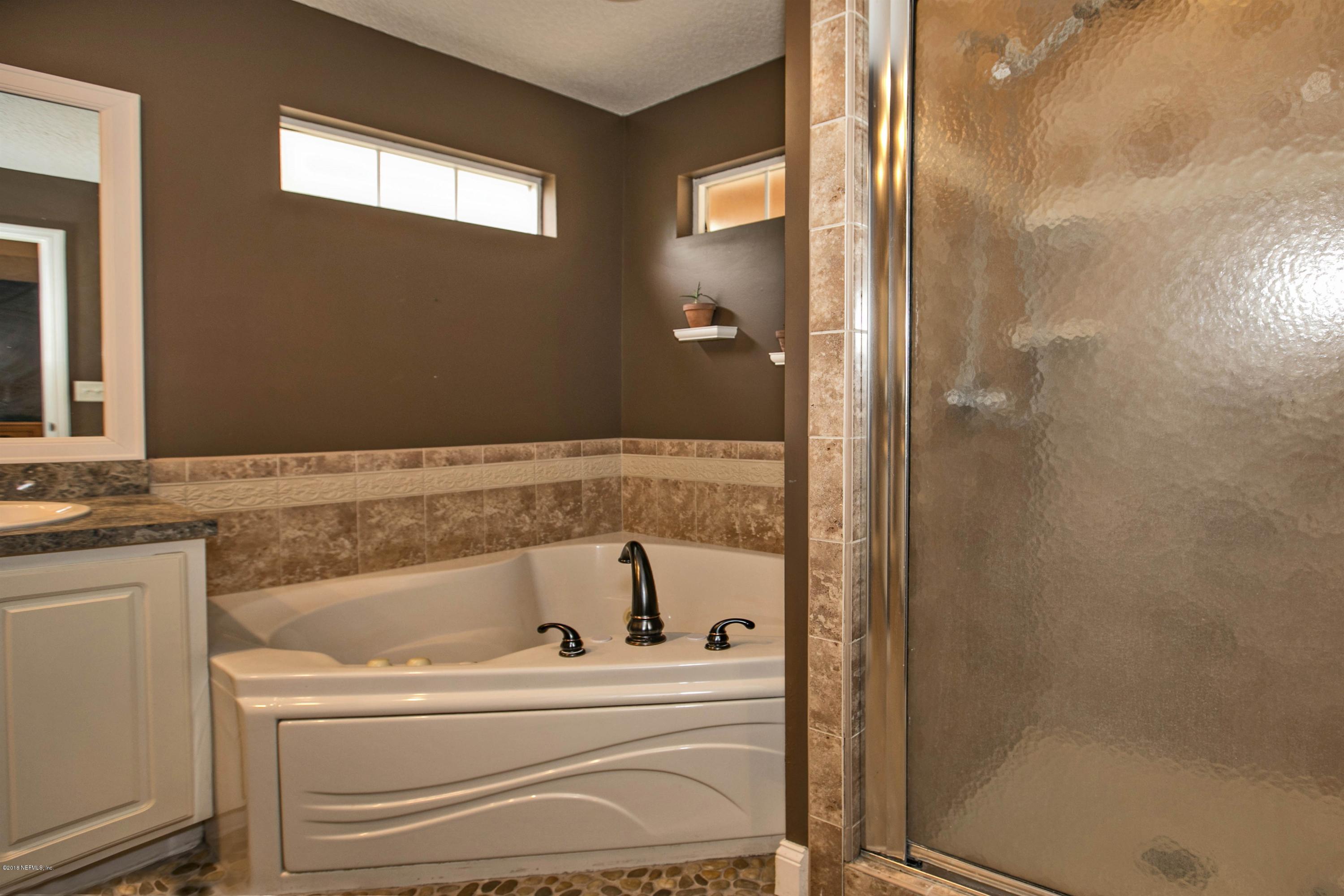 7610 Mud Lake Road Macclenny, FL 32063 - Photo 15 of 28 015_Master Tub & Shower