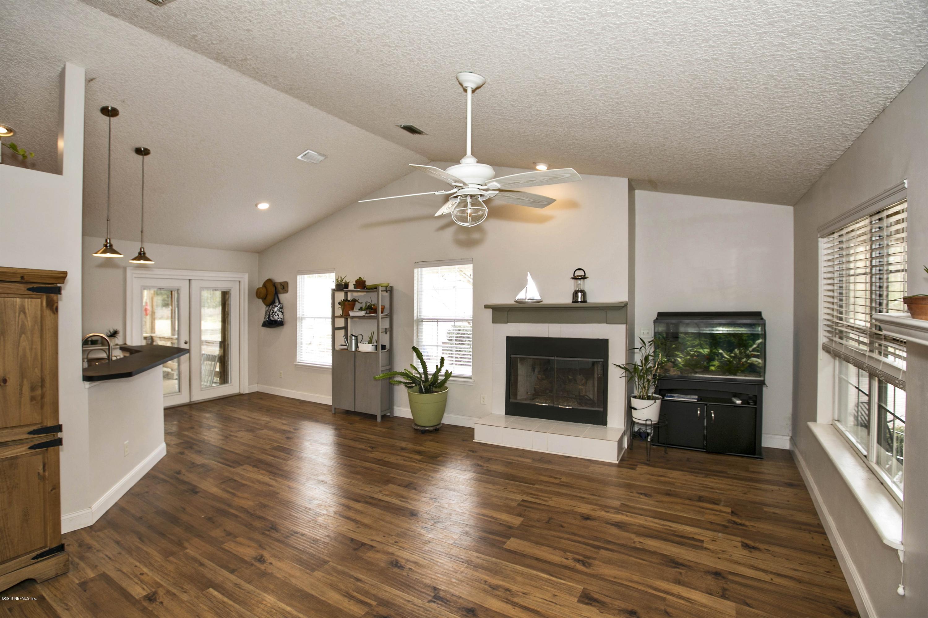 7610 Mud Lake Road Macclenny, FL 32063 - Photo 6 of 28 006_Living Room