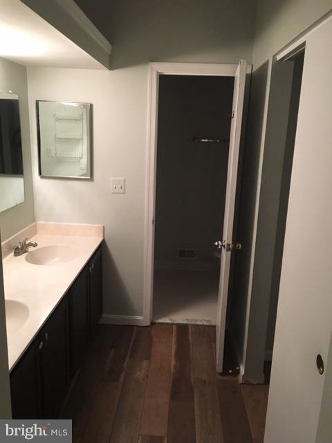 10 Hunters Gate Court Silver Spring, MD 20904 - Photo 13 of 21 Bathroom