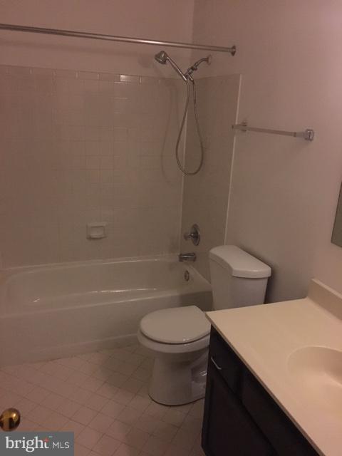 10 Hunters Gate Court Silver Spring, MD 20904 - Photo 14 of 21 Bathroom