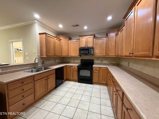 $415,000 | 1124 Creekside Village Way, Seymour, TN 37865